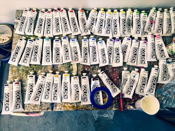 Est-il possible de trouver une location de vacances en Toscane avec des ateliers de peinture et des visites de galeries?